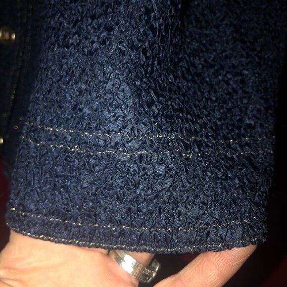 Women's Button Down Super Stretchy Denim Colored Shirt NWOT - Picture 5 of 7